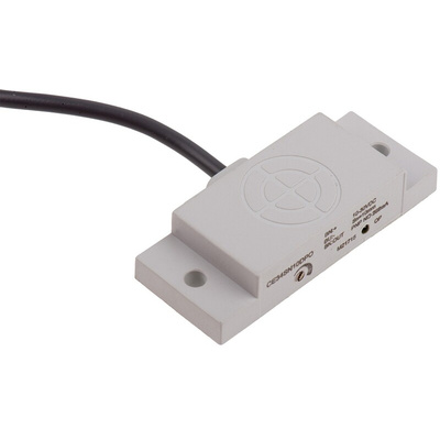 RS PRO Capacitive Block-Style Proximity Sensor, 10 mm Detection, PNP Output, 10 → 30 V dc, IP67