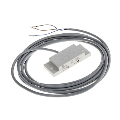 RS PRO Capacitive Block-Style Proximity Sensor, 10 mm Detection, PNP Output, 10 → 30 V dc, IP67