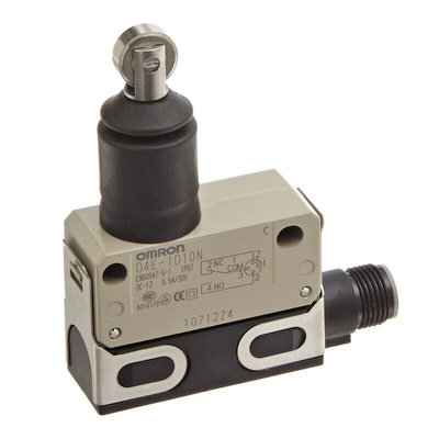 Omron Roller Plunger Limit Switch, IP67, SPDT, Zinc Housing, 1A Max