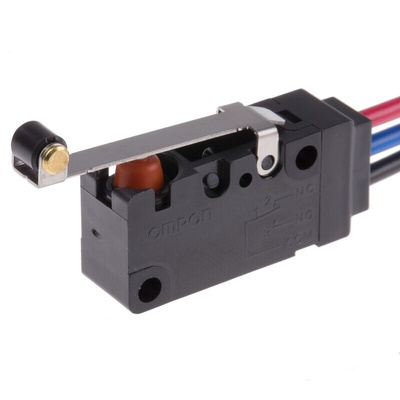 Omron Hinge Roller Lever Micro Switch, PCB Pin Terminal, SPDT, IP67