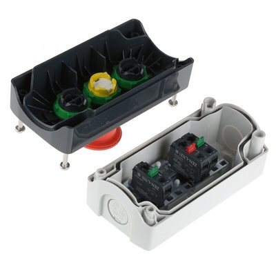 Schneider Electric Latching, Spring Return Control Station Switch - 2NO, SPST, Polycarbonate, 3 Cutouts, Black, Red,
