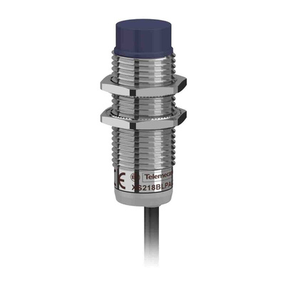 Telemecanique Sensors Inductive Barrel-Style Proximity Sensor, M18 x 1, 8 mm Detection, PNP Output, 12 → 24 V