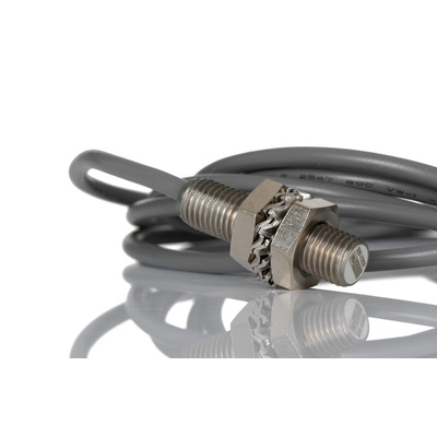 RS PRO Inductive Barrel-Style Proximity Sensor, M8 x 1, 2 mm Detection, NPN/PNP Output