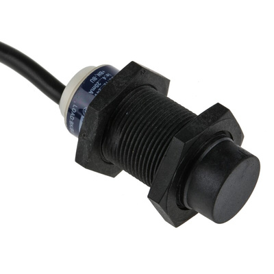 Telemecanique Sensors Inductive Barrel-Style Proximity Sensor, M18 x 1, 8 mm Detection, Analogue Output, 10 → 38