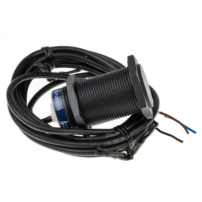 Telemecanique Sensors Inductive Barrel-Style Proximity Sensor, M30 x 1.5, 15 mm Detection, PNP Output, 12 → 48 V