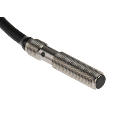 Omron Inductive Barrel-Style Proximity Sensor, M5 x 0.5, 1.2 mm Detection, NPN Output, 10 → 30 V dc, IP67