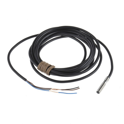 Omron E2E Series Inductive Barrel-Style Proximity Sensor, M5 x 0.5, 1.2 mm Detection, PNP Output, 10 → 30 V dc,