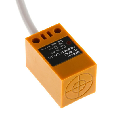 Omron Inductive Block-Style Proximity Sensor, 5 mm Detection, NPN Output, 12 → 24 V dc, IP67