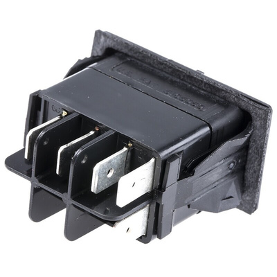 Carlingswitch Illuminated SPDT, Latching Rocker Switch Panel Mount