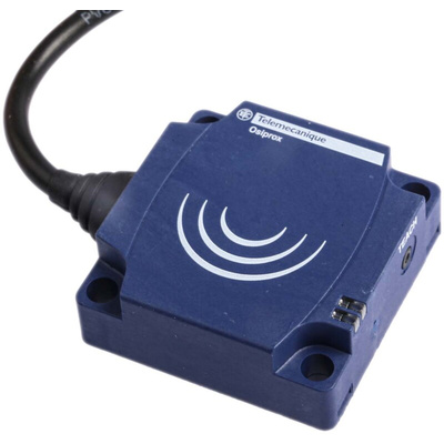 Telemecanique Sensors Inductive Block-Style Proximity Sensor, 25 mm Detection, PNP Output, 12 → 24 V dc, IP68