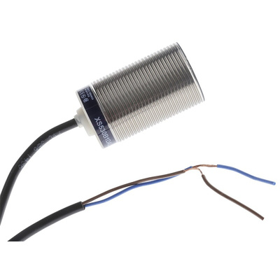 Telemecanique Sensors Inductive Barrel-Style Proximity Sensor, M30 x 1.5, 10 mm Detection, 12 → 48 V dc, IP65,