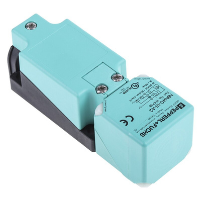 Pepperl + Fuchs Inductive Block-Style Proximity Sensor, 40 mm Detection, PNP Output, 10 → 30 V dc, IP68, IP69K