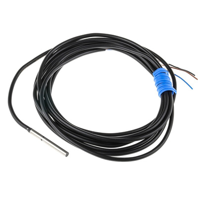 Omron Inductive Barrel-Style Proximity Sensor, 0.8 mm Detection, PNP Output, 10 → 30 V dc, IP67