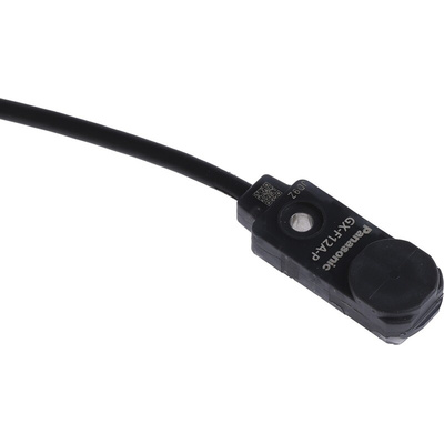 Panasonic Inductive Block-Style Proximity Sensor, 4 mm Detection, PNP Output, 12 → 24 V dc, IP68