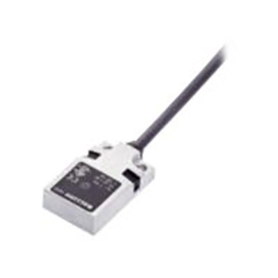 BALLUFF Inductive Block-Style Proximity Sensor, 7 mm Detection, PNP Output, 10 → 30 V dc, IP67
