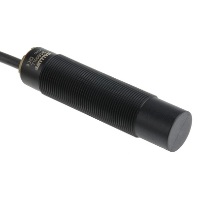 BALLUFF Capacitive Barrel-Style Proximity Sensor, M18 x 1, 15 mm Detection, PNP Output, 10 → 30 V dc, IP67