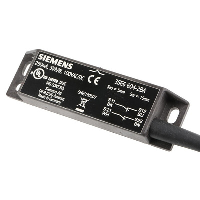 Siemens 3SE6 Series Magnetic Non-Contact Safety Switch, Plastic Housing