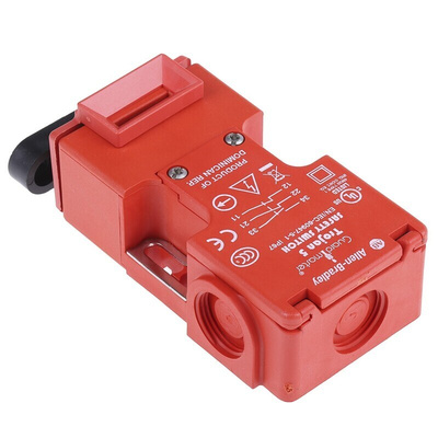 Allen Bradley Guardmaster 440K Safety Interlock Switch, 2NC/1NO, Keyed Actuator Included, Glass Filled PBT