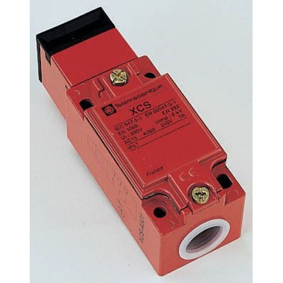 Telemecanique Sensors XCSA Safety Interlock Switch, 2NO/1NC, Keyed, Zinc Alloy