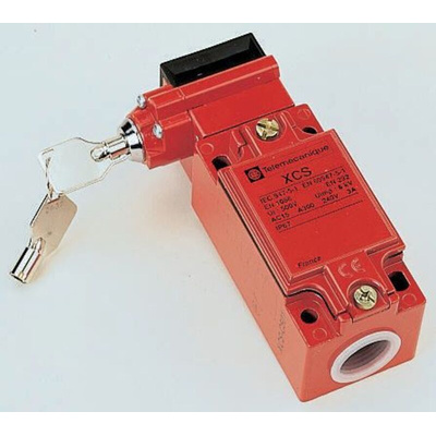 Telemecanique Sensors XCSC Safety Interlock Switch, 2NO/1NC, Keyed, Zinc Alloy