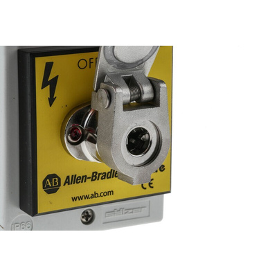 Allen Bradley Guardmaster 440T Safety Interlock Switch, 2NO/2NC, Keyed, Stainless Steel