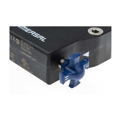 Schmersal AZM 300 Series Solenoid Interlock Switch, Power to Lock, 24V dc