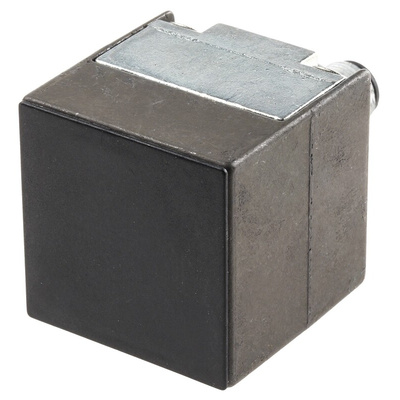 Turck Inductive Block-Style Proximity Sensor, 20 mm Detection, PNP Output, 10 → 30 V dc, IP67
