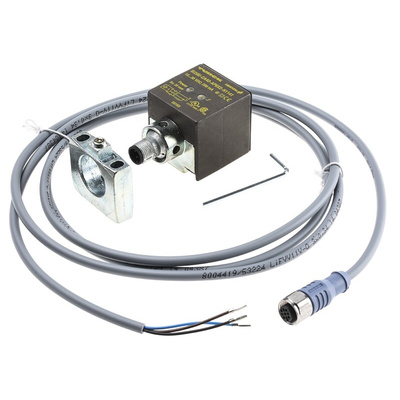 Turck Inductive Block-Style Proximity Sensor, 20 mm Detection, PNP Output, 10 → 30 V dc, IP67