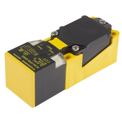 Turck Inductive Block-Style Proximity Sensor, M12 x 1, 15 mm Detection, PNP Output, 10 → 30 V dc, IP68