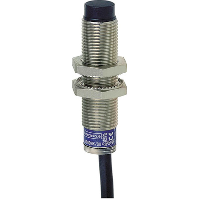 Schneider Electric Inductive Barrel-Style Proximity Sensor, M12 x 1, 4 mm Detection, PNP Output, 240 V ac/dc, IP68