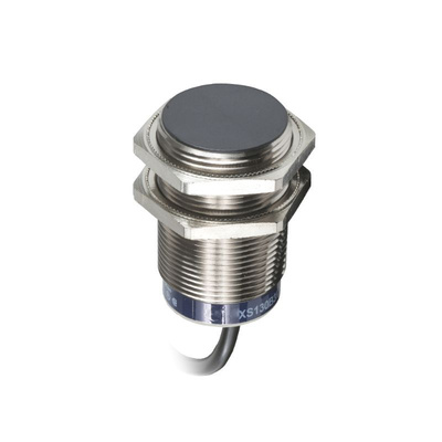 Telemecanique Sensors Inductive Barrel-Style Inductive Proximity Sensor, M30 x 1.5, 15 mm Detection, PNP Output