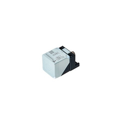 Carlo Gavazzi IRC40 Series Inductive Rectangular-Style Inductive Proximity Sensor, 22 mm Detection, NPN Output, 10