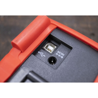 RS PRO 133 Current & Voltage Calibrator, Max Voltage 20V, Max Current 24mA