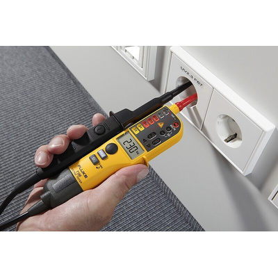 Fluke T130, LCD Voltage tester, 690V, Continuity Check, Battery Powered, CAT III 690V