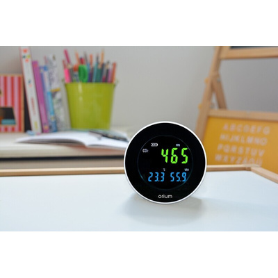 Orium Quaelis 16 CO2 Sensor for CO2, Humidity, Temperature, +70°C Max, 99.9%RH Max, Rechargeable Battery Via USB Cable