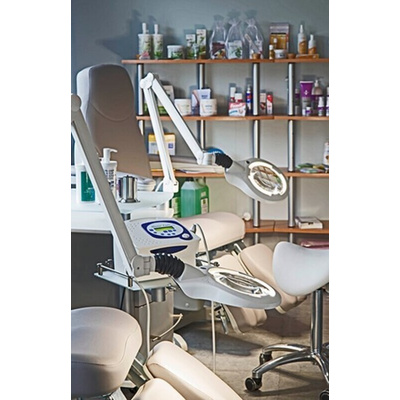 Luxo CIL027983 LED Magnifying Lamp with Table Clamp Mount, 3.5dioptre, 165mm Lens Dia., 165mm Lens