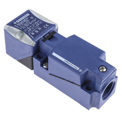 Telemecanique Sensors Inductive Block-Style Proximity Sensor, 15 mm Detection, 20 → 264 V ac/dc, IP65, IP67,