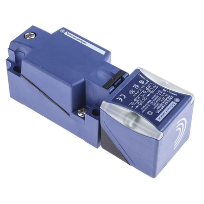 Telemecanique Sensors Inductive Block-Style Proximity Sensor, 15 mm Detection, 20 → 264 V ac/dc, IP65, IP67,