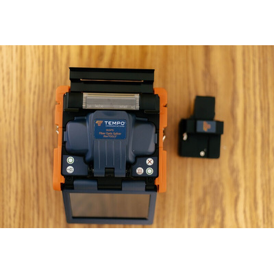 Tempo Active Clad 915FS Optical Fiber Fusion Splicer, 915FS-KIT1-EU