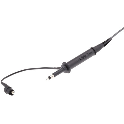 Tektronix P2221 Oscilloscope Probe, Passive Type, 200MHz, 1:1, 1:10