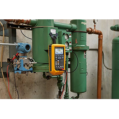 Fluke FLK-729 300G -82.73 kPa, -12 psi, -0.82bar to 20.68bar, 300psi, 2068.43kPa Pressure Calibrator