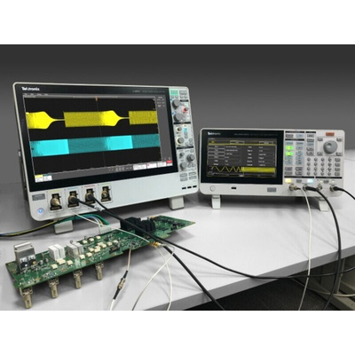 Tektronix Waveform Generator