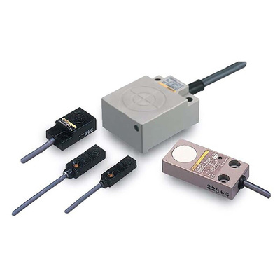 Omron Inductive Block-Style Proximity Sensor, 20 mm Detection, NPN Output, 24 V, IP67