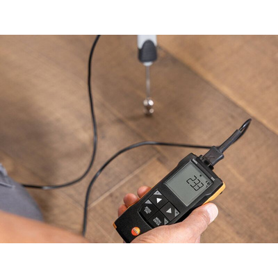 Testo 925 Differential Digital Thermometer for Air Quality Control, Refrigeration Use, K Probe, +1000°C Max