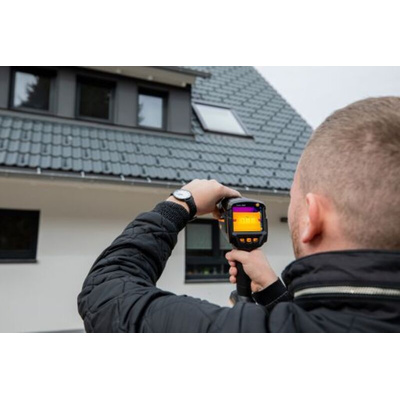 Testo testo 883-2 Kit Thermal Imaging Camera Kit, -30 → 650 °C, 320 x 240pixel Detector Resolution With RS