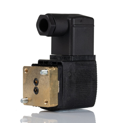 Burkert Solenoid Valve 125367, 3 port(s) , NC, 24 V dc, 1/8in