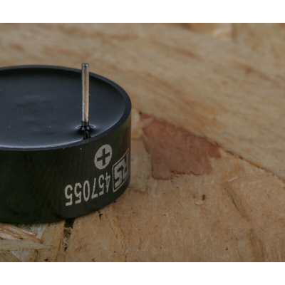RS PRO 95dB Through Hole Continuous Internal Piezo Buzzer, 23.5 (Dia.) x 9.5mm, 3V dc Min, 30V dc Max